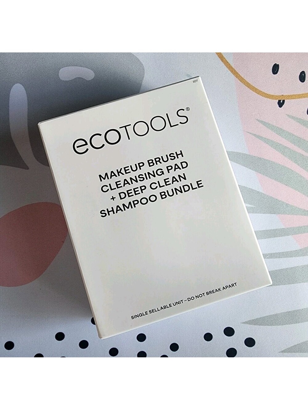 EcoTools Makeup Brush Cleansing Pad + Deep Clean Shampoo Bundle